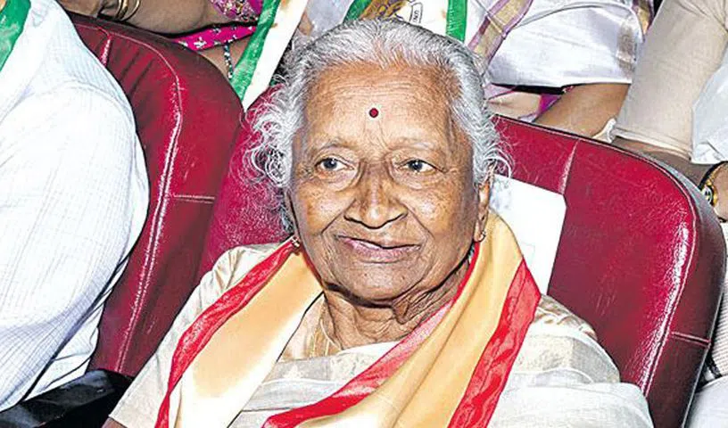 Hyderabad: 93-Year-Old Woman Completes PhD, Proving Age is No Barrier