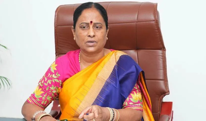 Warangal Congress Rift: Minister Konda Surekha Isolated Warangal Congress Rift: Minister Konda Surekha Isolated